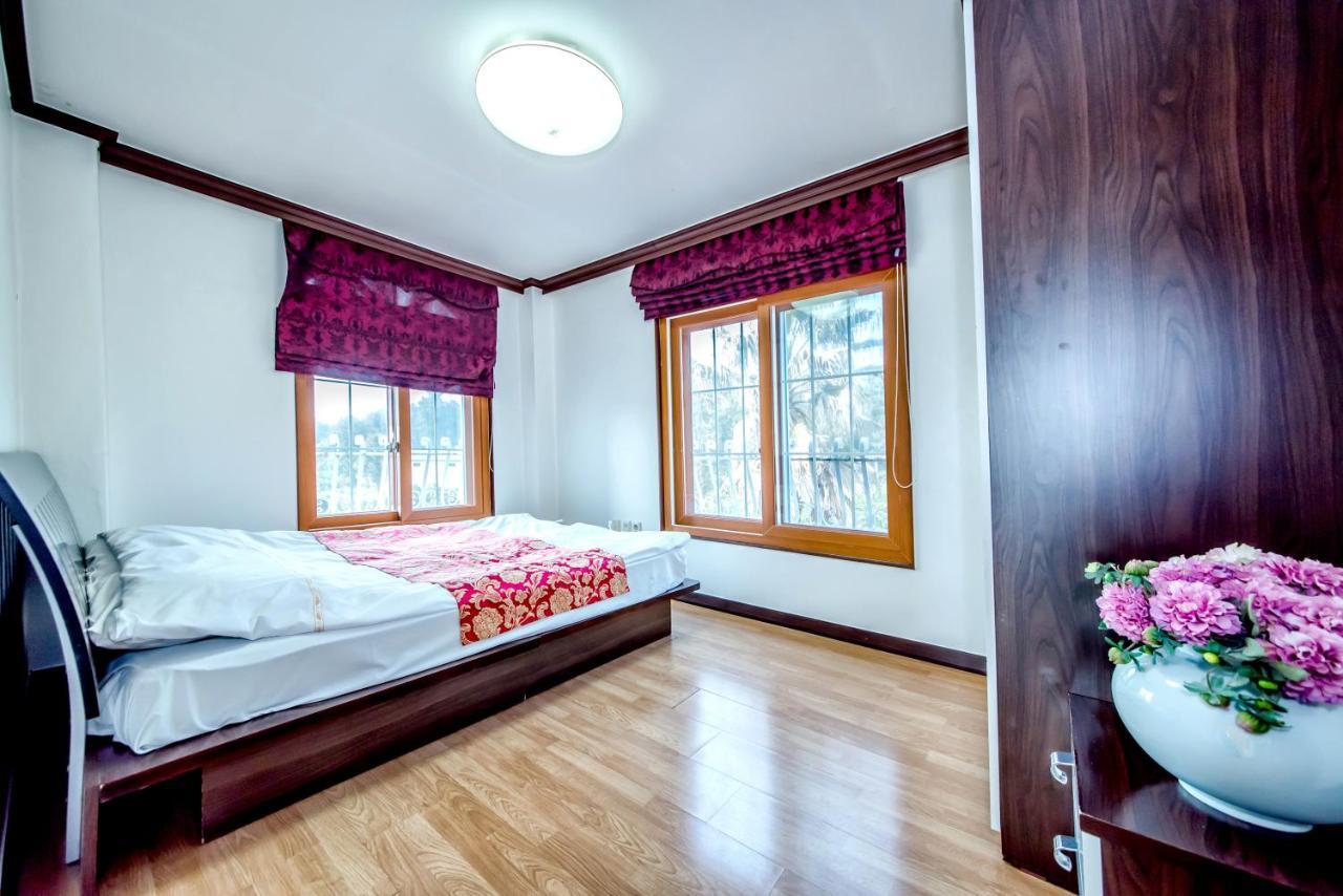 Jeju Hue Pension مدينة سيوجويبو المظهر الخارجي الصورة