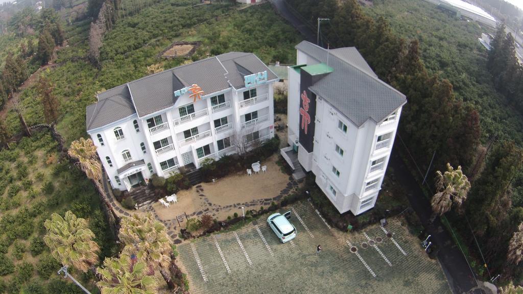 Jeju Hue Pension مدينة سيوجويبو المظهر الخارجي الصورة